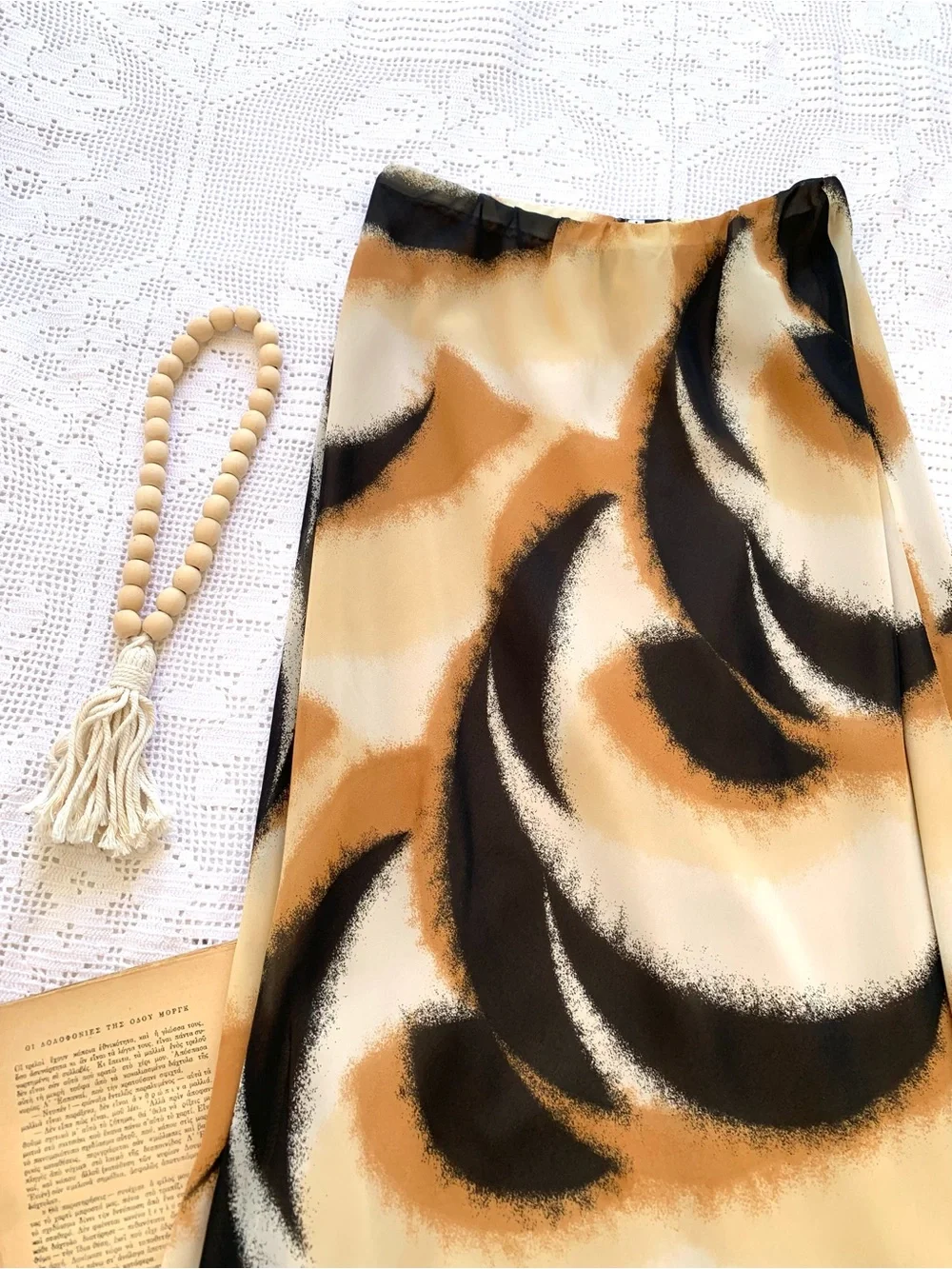 Vintage Abstract Print Maxi Skirt / Vintage Brown & Cream Flowy Skirt